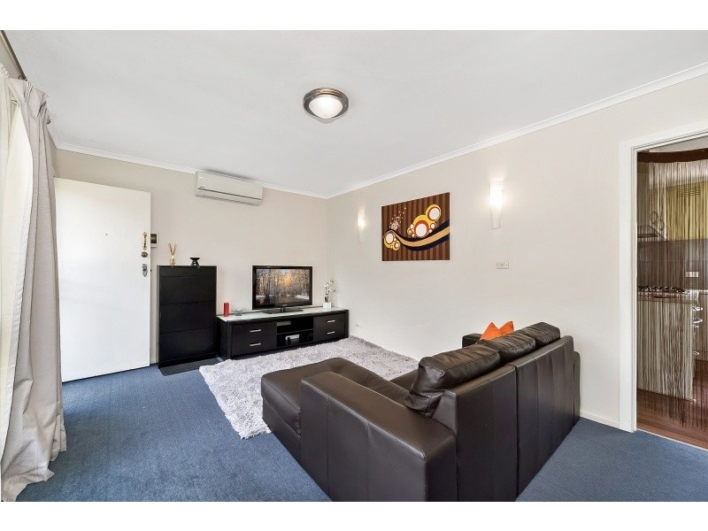 1/42-44 Strabane Avenue, Mont Albert North VIC 3129