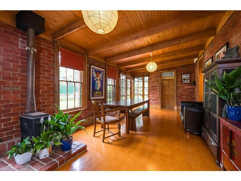 15 Hopetoun Parade, Box Hill VIC 3128