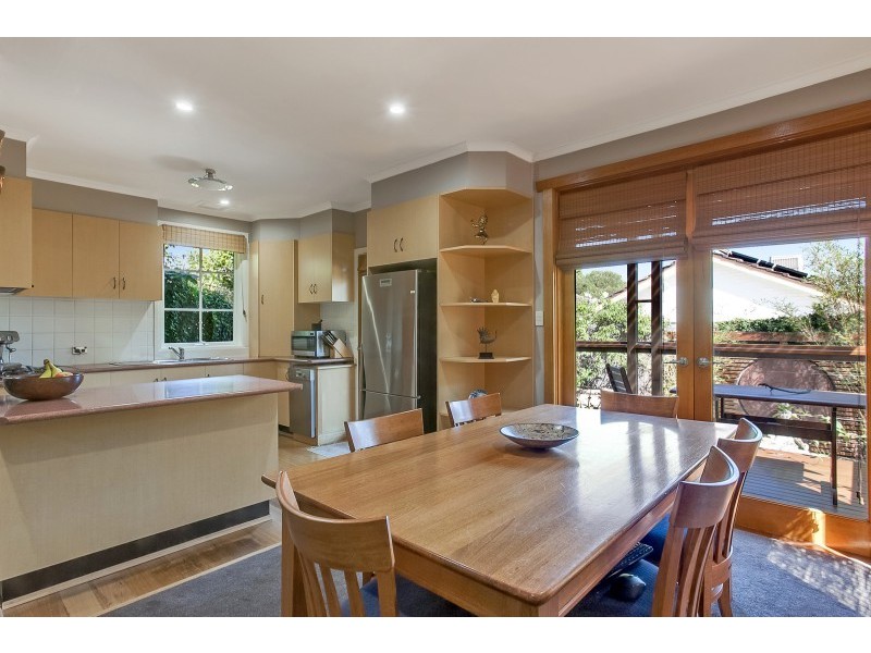 4/265 Elgar Road, Surrey Hills VIC 3127