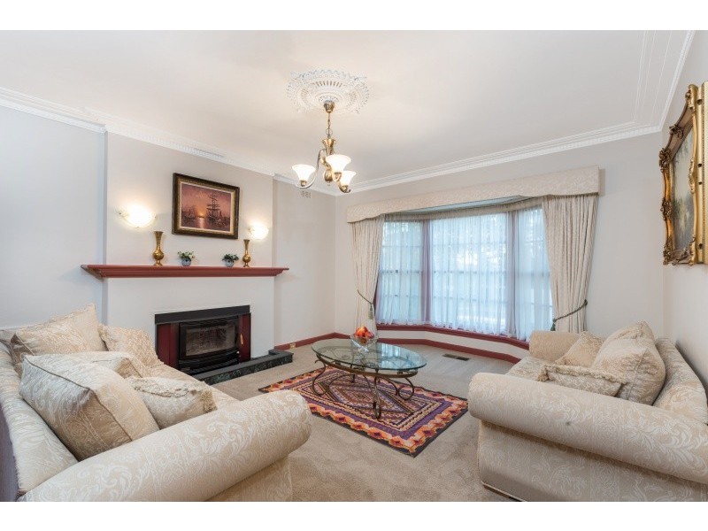 12 Kenmare street, Mont Albert VIC 3127