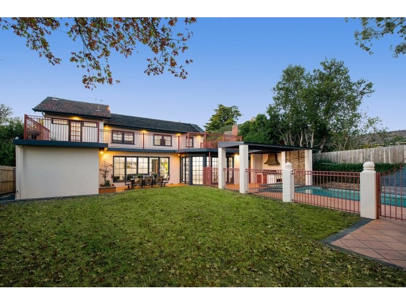 12 Kenmare street, Mont Albert VIC 3127