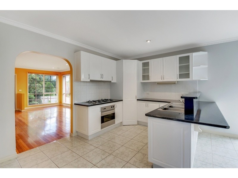 2/1 Fortune Street, Box Hill North VIC 3129