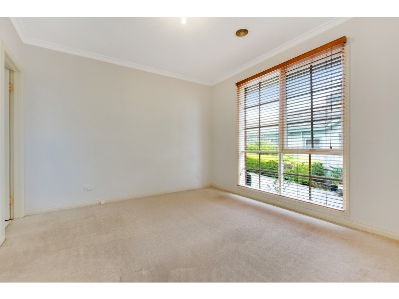 2/1 Fortune Street, Box Hill North VIC 3129