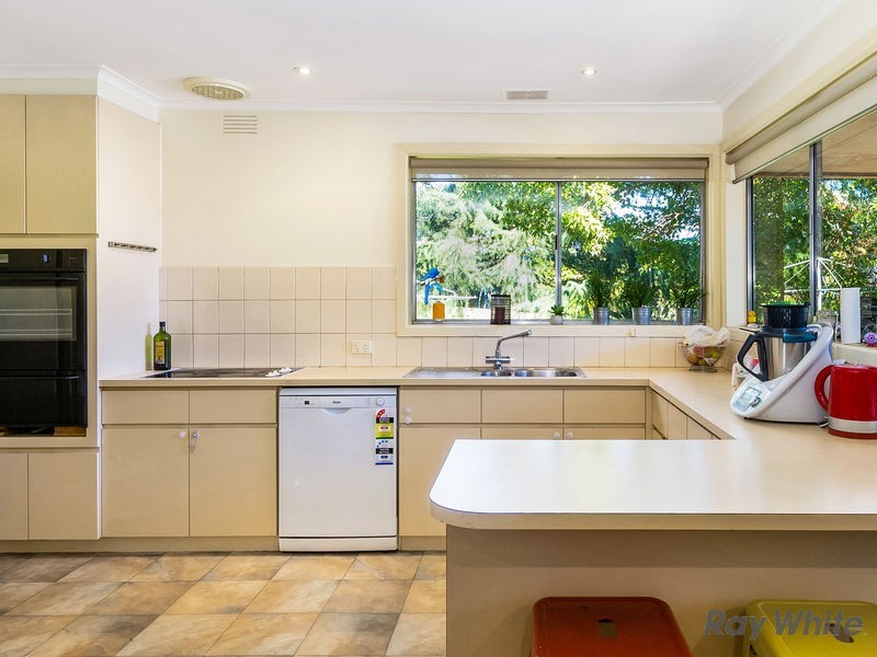 39-41 Rathmullen Quadrant, Doncaster VIC 3108