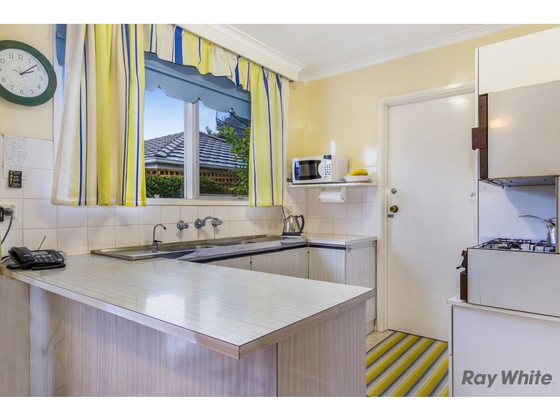 2/13 Kintore Crescent, Box Hill VIC 3128