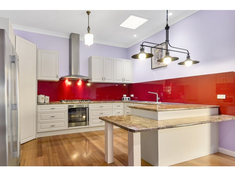 10 Eram Road, Box Hill North VIC 3129