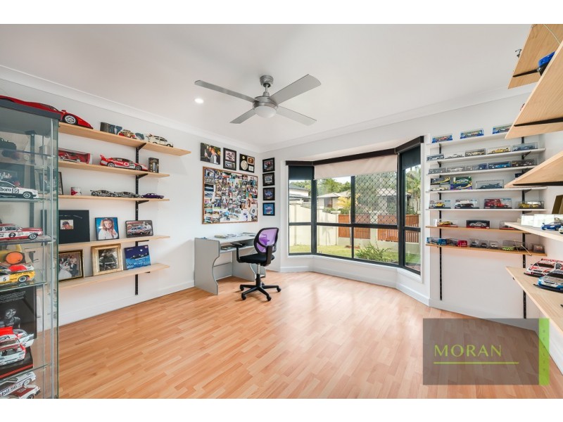 25 Batchworth Road, Molendinar QLD 4214