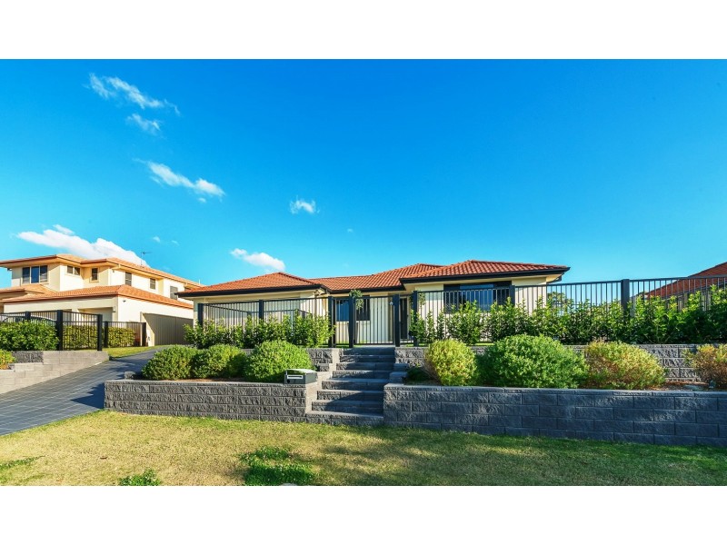 7 Oakridge Place, Molendinar QLD 4214