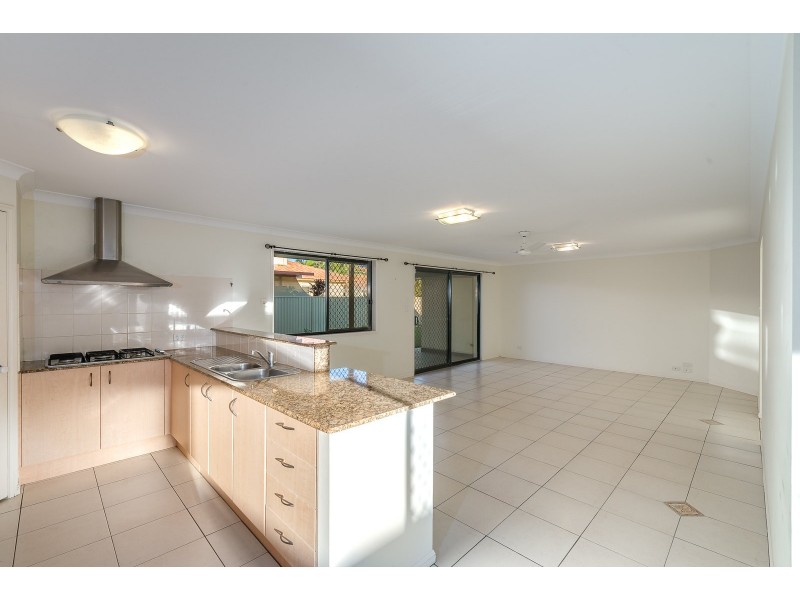 7 Oakridge Place, Molendinar QLD 4214