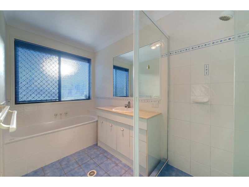 7 Oakridge Place, Molendinar QLD 4214
