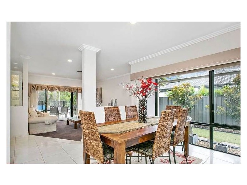 11 Sugargum Court, Molendinar QLD 4214
