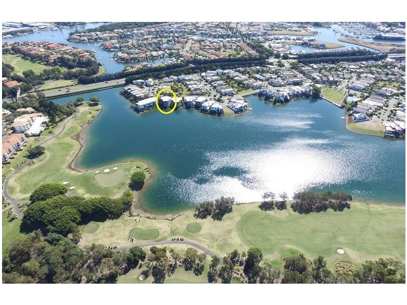6085 Lugano Drive, Hope Island QLD 4212