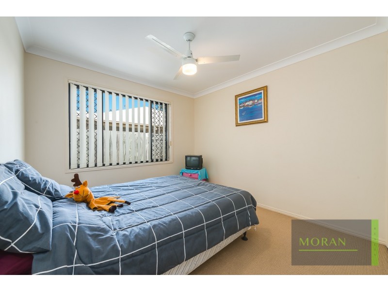 2 Applegum Place, Molendinar QLD 4214