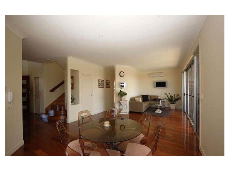 12 Viewridge Way, Molendinar QLD 4214