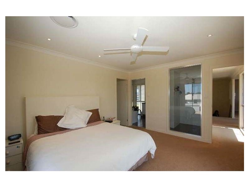 12 Viewridge Way, Molendinar QLD 4214