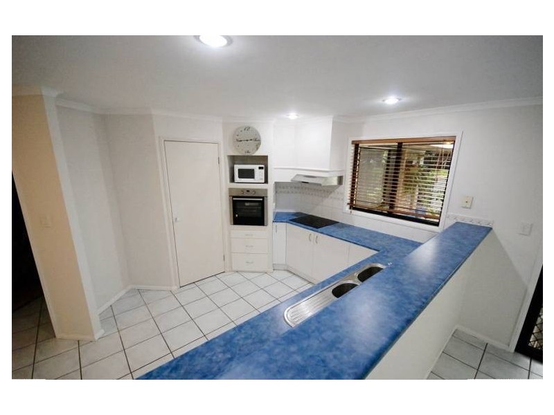 25 Lillywood Circuit, Molendinar QLD 4214