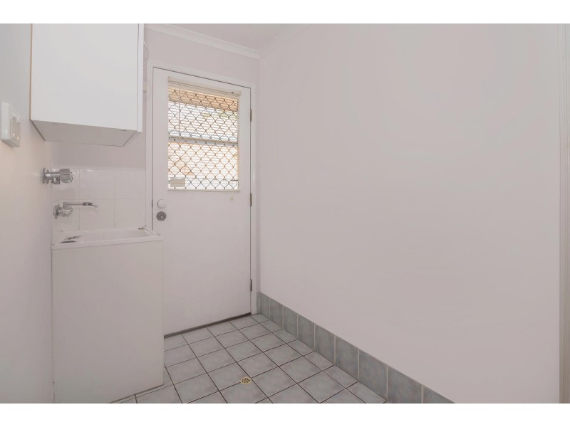 25 Lillywood Circuit, Molendinar QLD 4214