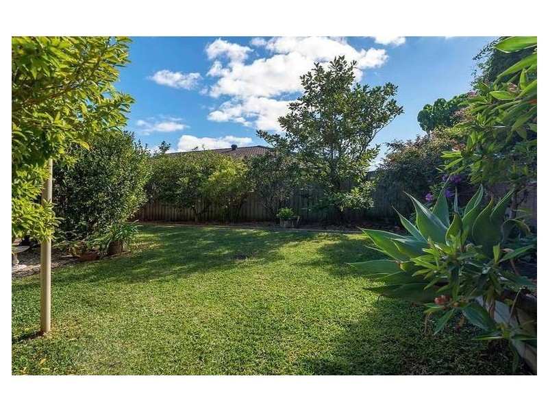 25 Lillywood Circuit, Molendinar QLD 4214