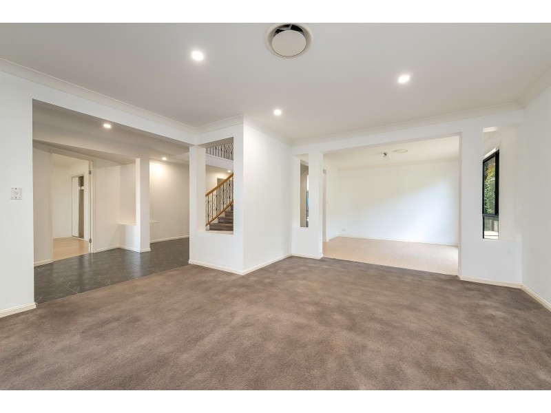 38 Dellwood Circuit, Molendinar QLD 4214