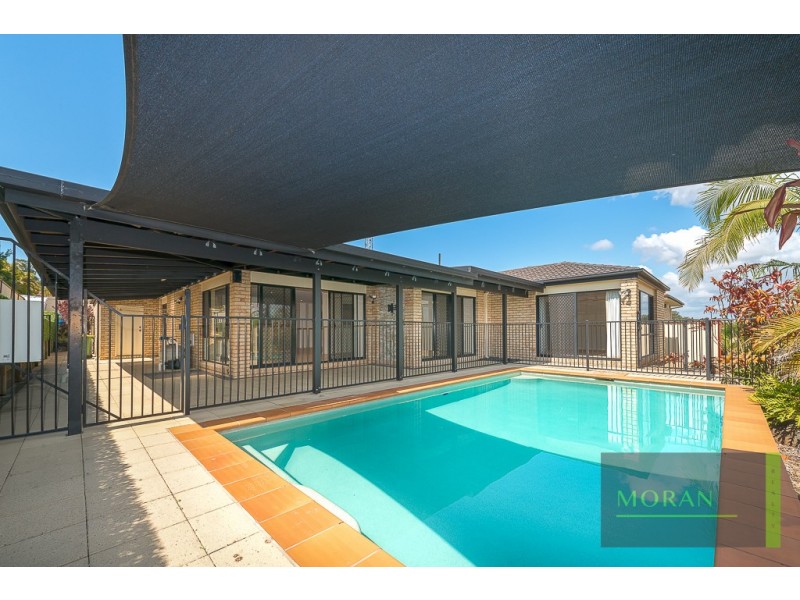 10 Lillywood Circuit, Molendinar QLD 4214