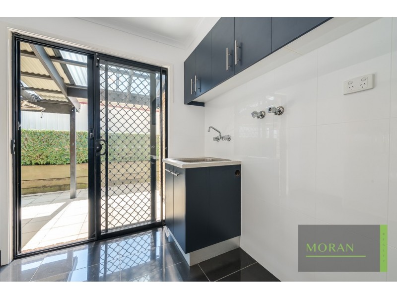 10 Lillywood Circuit, Molendinar QLD 4214