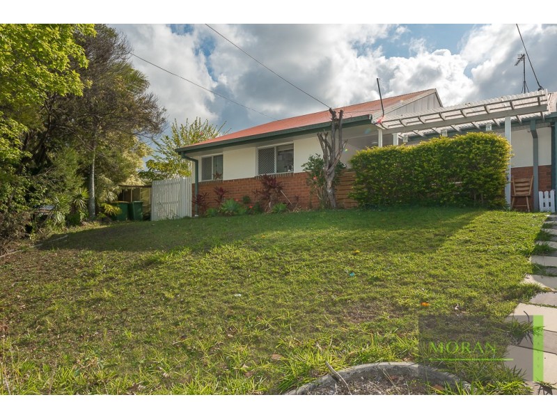 38 Bloodwood Crescent, Molendinar QLD 4214