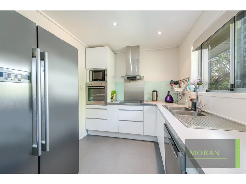38 Bloodwood Crescent, Molendinar QLD 4214