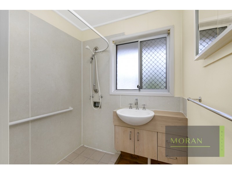 1 Quandong Court, Molendinar QLD 4214