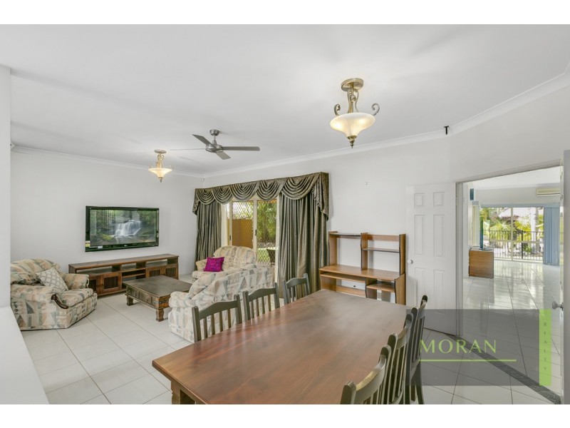 106 Macquarie Avenue, Molendinar QLD 4214