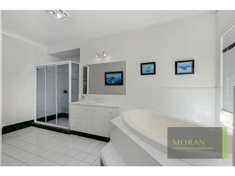 106 Macquarie Avenue, Molendinar QLD 4214