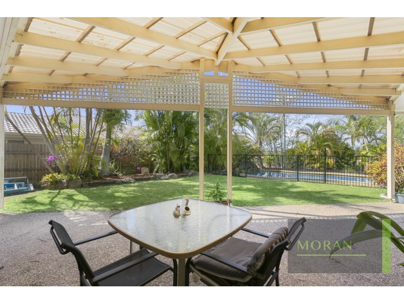 106 Macquarie Avenue, Molendinar QLD 4214