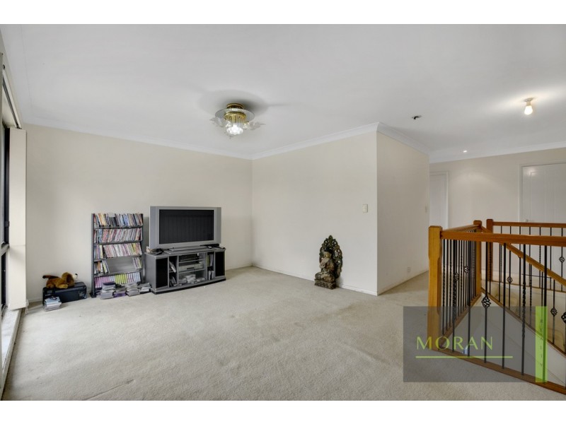 70 Coachwood Drive, Molendinar QLD 4214