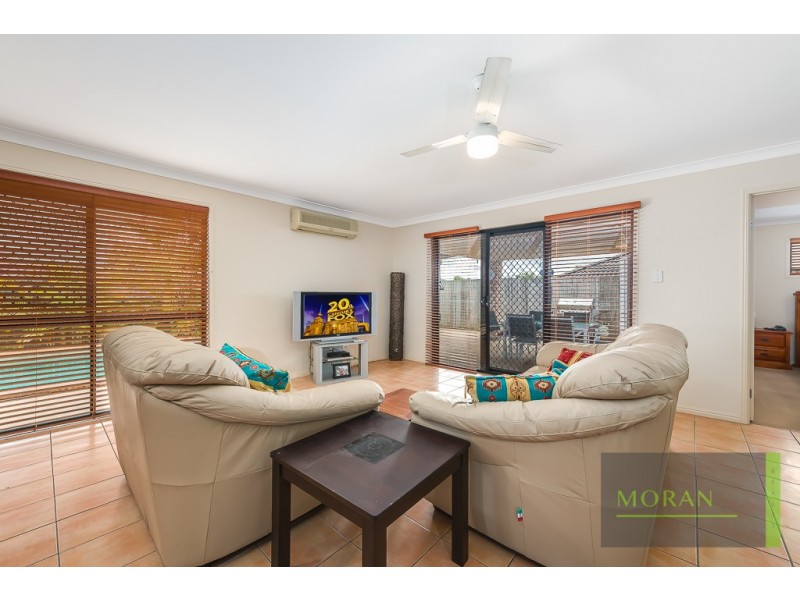 2 Applegum Place, Molendinar QLD 4214
