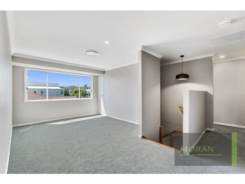 2/21 Cawthray Street, Biggera Waters QLD 4216