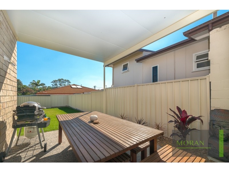 55 Deakin Avenue, Southport QLD 4215