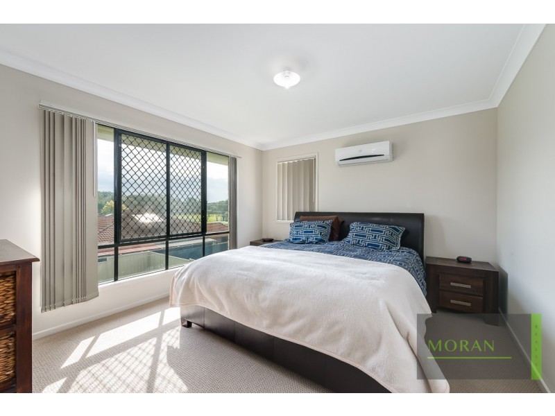 55 Deakin Avenue, Southport QLD 4215