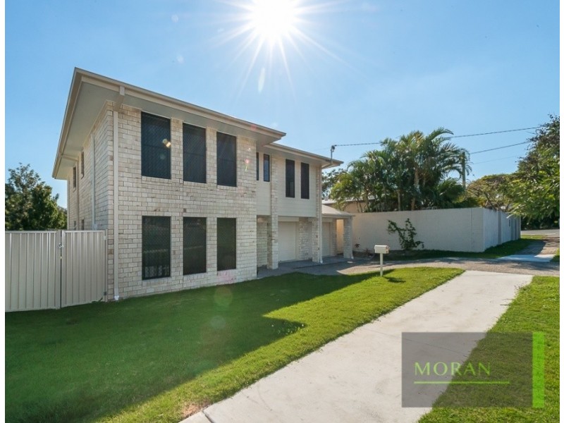55 Deakin Avenue, Southport QLD 4215