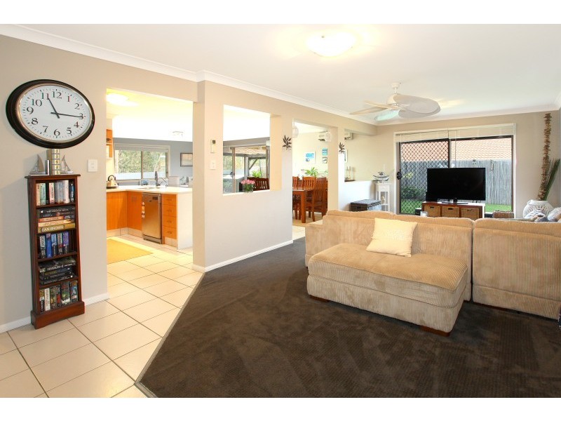 32 Rosegum Drive, Molendinar QLD 4214
