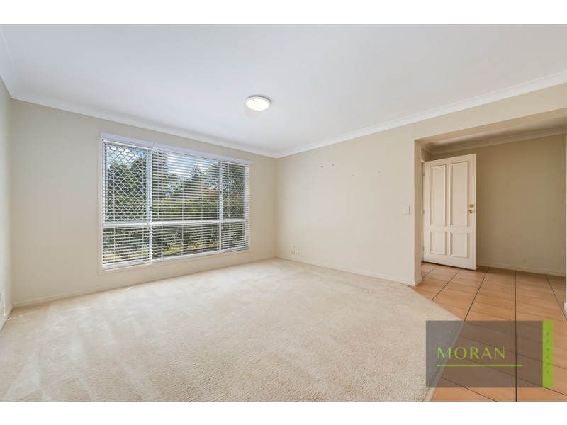 30 Harrow Place, Arundel QLD 4214