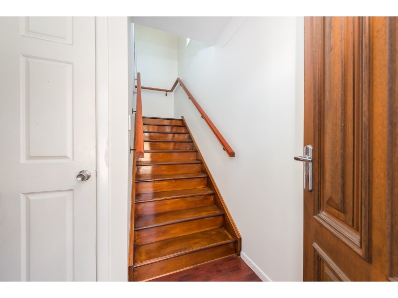 28 Proud Street, Labrador QLD 4215