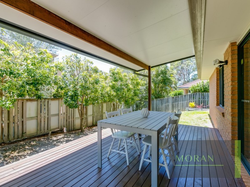 17 Gumleaf Drive, Molendinar QLD 4214