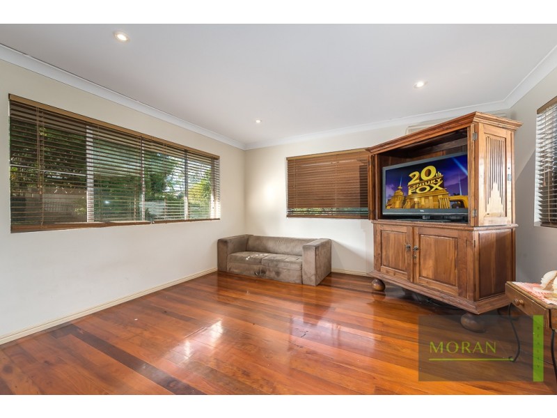 38 Forrest Avenue, Molendinar QLD 4214