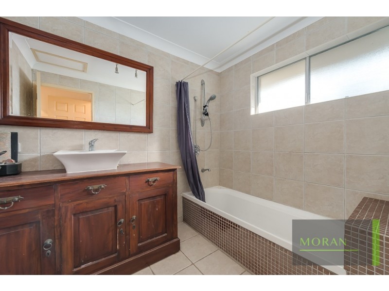 38 Forrest Avenue, Molendinar QLD 4214