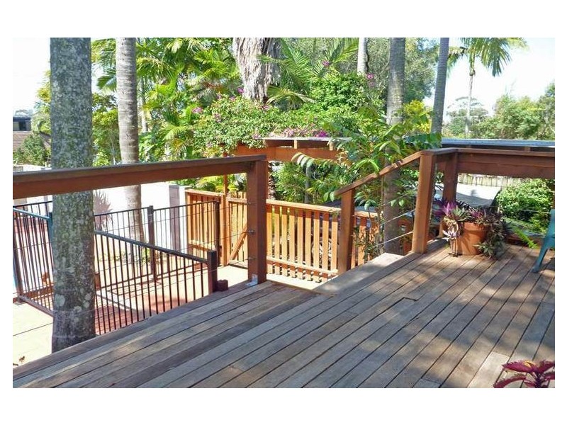 146 Bamboo Avenue, Benowa QLD 4217