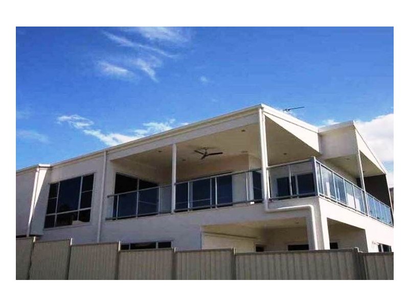 49 Zane Street, Molendinar QLD 4214