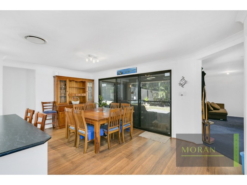 58 Dellwood Circuit, Molendinar QLD 4214