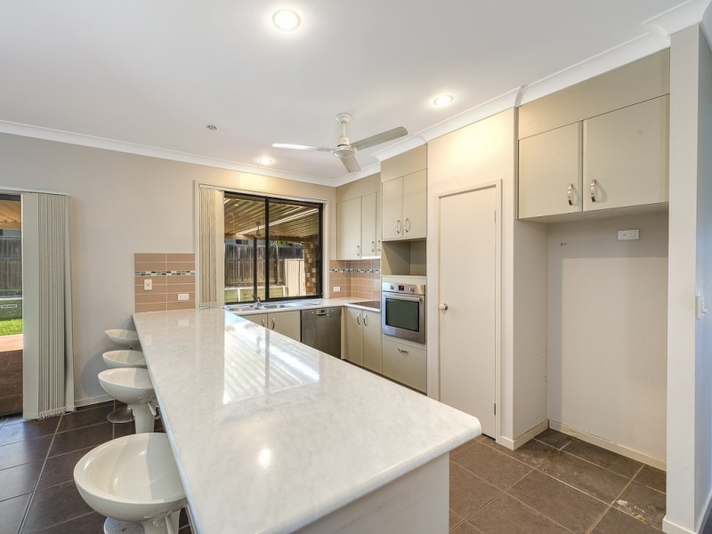 23 Stringybark Drive, Molendinar QLD 4214