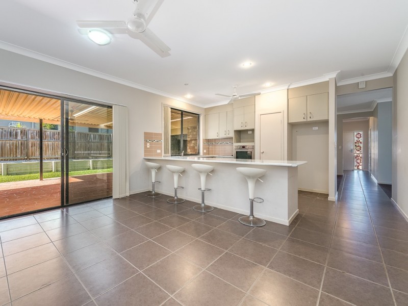 23 Stringybark Drive, Molendinar QLD 4214