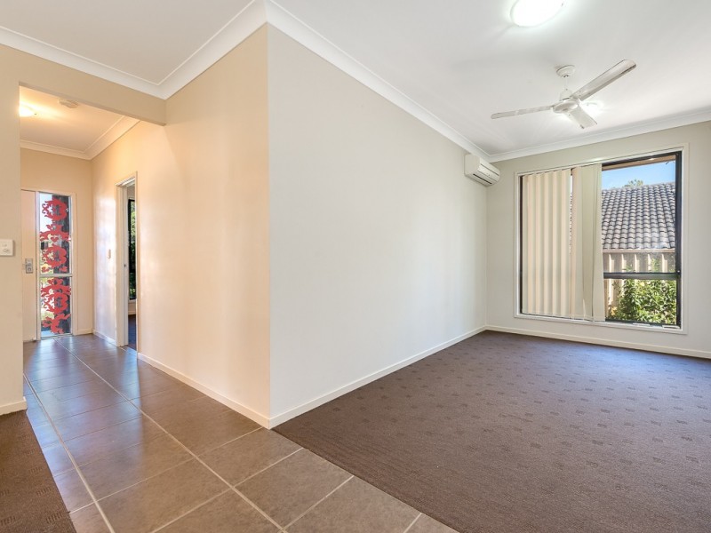 23 Stringybark Drive, Molendinar QLD 4214
