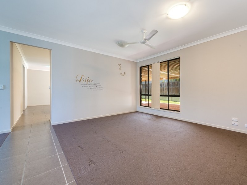 23 Stringybark Drive, Molendinar QLD 4214